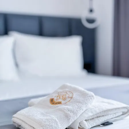 Zacaj Aparthotel Ksamil